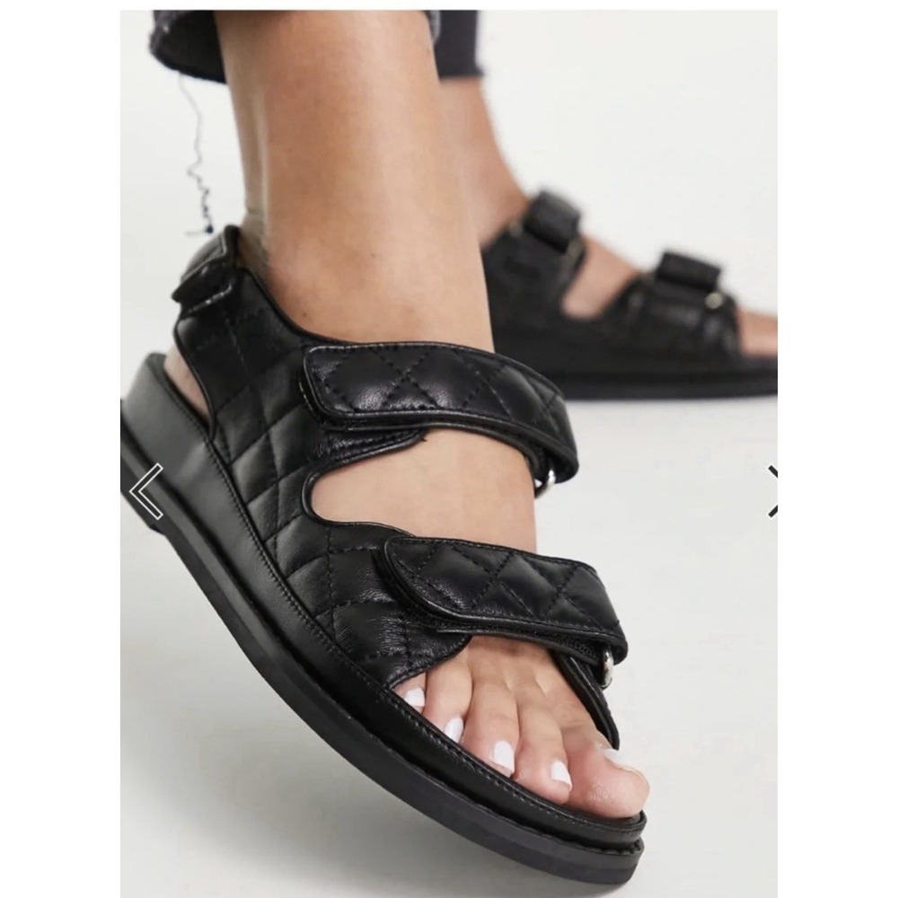 Tony Bianco Hiranni Sheep Napa Sandal Black Leather Sz EU 40 / US 9.5 - Picture 3 of 15